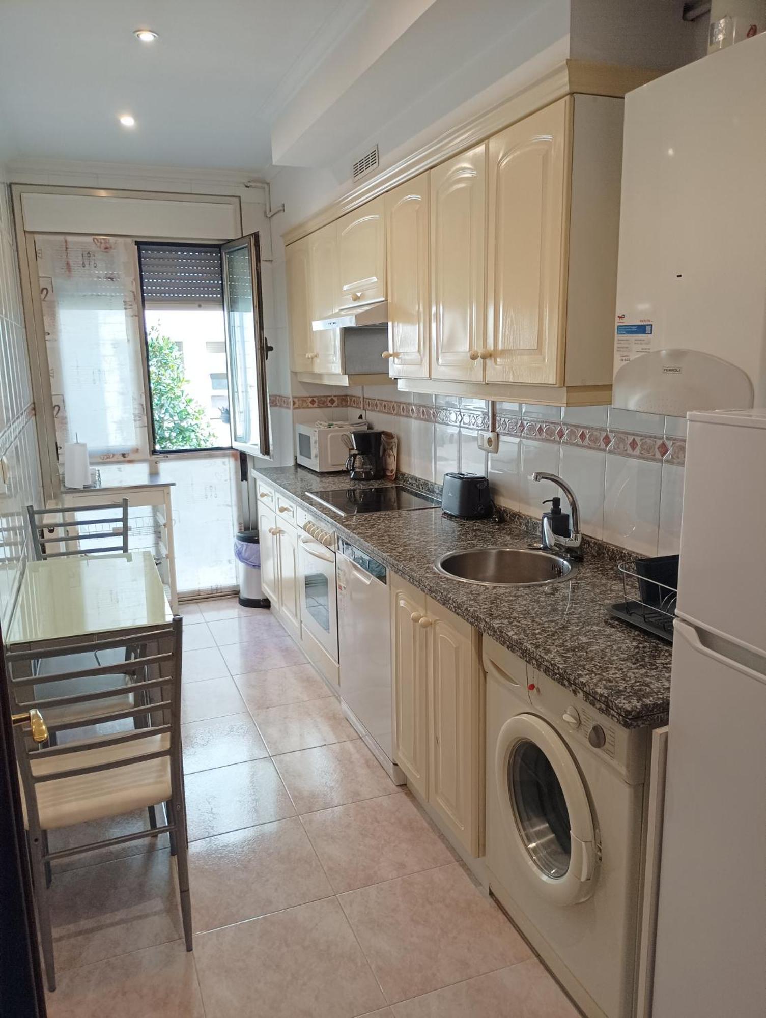 Apartamento Centro-Gascona Con Terraza, Garaje Y Wifi Gratuito Oviedo Exterior foto